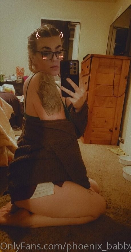 Naakte gelekte OnlyFans-foto van Phoenixbabbyfree