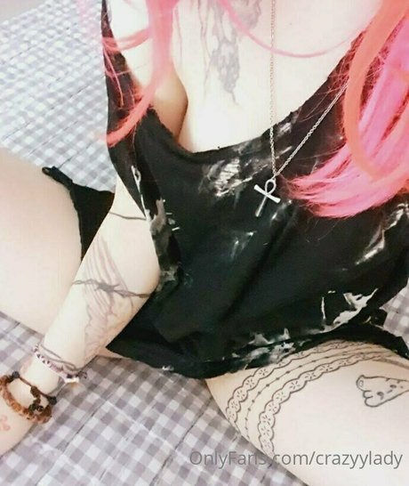 Naakte gelekte OnlyFans-foto van Crazyylady