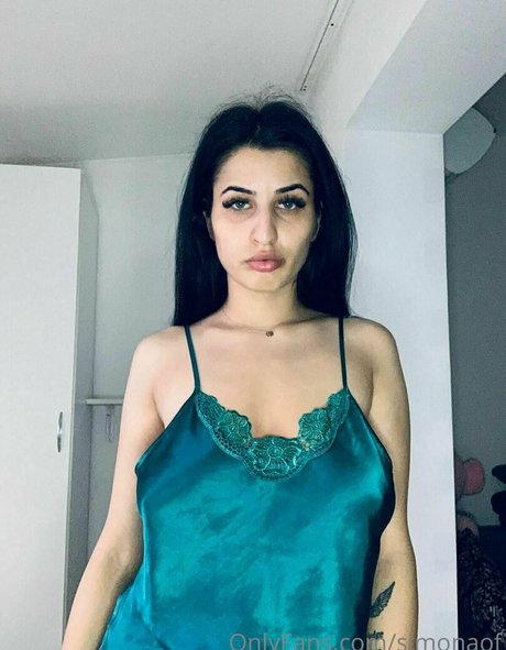 Naakte gelekte OnlyFans-foto van Simonaof