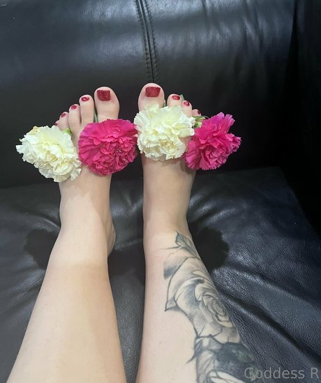 Naakte gelekte OnlyFans-foto van Acebosswoman