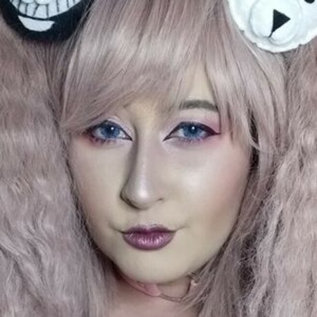 Naakte gelekte OnlyFans-foto van Sassnessie