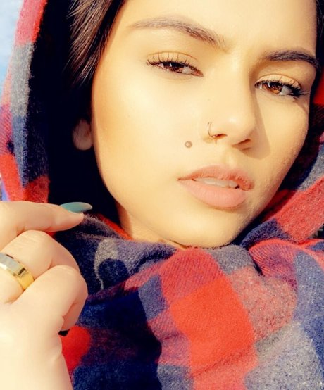 Naakte gelekte OnlyFans-foto van Sukh Bains