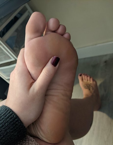 Naakte gelekte OnlyFans-foto van Mildmotha