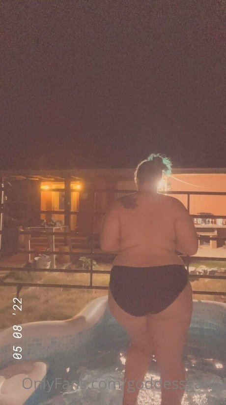 Naakte gelekte OnlyFans-foto van Goddessganja