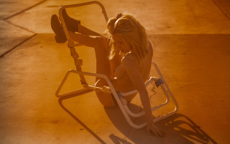 Naakte gelekte OnlyFans-foto van Kesler Tran