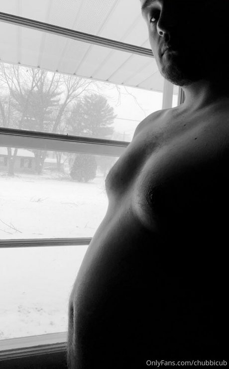 Naakte gelekte OnlyFans-foto van Chubbicub